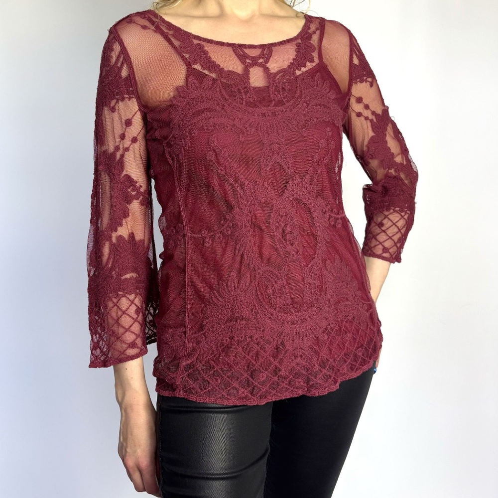 Burgundy Red Lace Shirt and Camisole – Medium